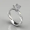 새로운 18K 반지 로즈 골드 도금 2 톤 공주 스퀘어 다이아몬드 반지 약혼 반지 여성 패션 공급