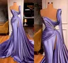 Pleats Satin Formalne Suknie Wieczorowe Long Court Train Błyszczące Cekiny Zroszony Studia Boczne Prom Party Suknie Mermaid One Ramię Arabski ASO EBI Formalny szata De Soiree Al9772