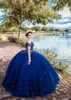 Vintage blaue Kristalle Ballkleid Quinceanera-Kleider mit großen Perlenstickereien, langen Trägern, Tüll, formelles Geburtstags-Abschlussball-Partykleid, süßes 15-Jahre-16-Kleid