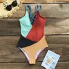 Seaselfie Sexig ColorBlock V Neck Öppna Back 1PC Swimsuit Women Padded Cups Monokini 2020 Beach Bathing Suit Badkläder T200708