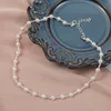 Chokers enkla kvinnliga modehandgjorda kristallpärlade halsband för kvinnor Trendiga White Simulated Pearl Necklace Party Jewelry1