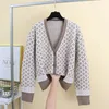 AIUJXK Automne Hiver Mode Argyle Cardigan Femmes Vintage Chandails À Manches Longues Vêtements Tricotés Lâche V Cou Tricots 201203