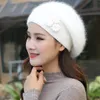 Beretten Beret Women Hat Angora Winter Warm Flower Zachte dubbele lagen Thermische sneeuw Outdoor Accessoire Female305L5818516