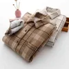 Camicia scozzese di velluto spesso moda invernale Mantieni calde camicette e top Casual Slim Abbigliamento femminile Capispalla 220122