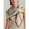 Новый многофункциональный шелковый шарф с геометрическим рисунком и принтом в полоску, имитация шарфа, женский солнцезащитный платок, большой квадратный шарф, черный, белый, 905006626