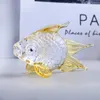 Estatueta em miniatura de peixe dourado de cristal artesanal de vidro animal artesanato de vidro decoração de casa presente enfeite de berloque de peixe y01074545405