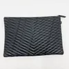 Modische Clutch für Damen, Chevron-Clutch mit Armband und Kartenhalter, verkauft mit Box2123