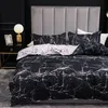 Biancheria da letto di colore bianco e nero Set copripiumino stampato in marmo reattivo per la casa housse de couette Set di biancheria da letto matrimoniale LJ201127