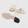 2022 Moda Metal Toka Deri Düz Sandalet Tasarımcı Luxurys Bayan Boyutu 35-42