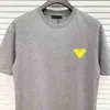 T-shirts pour hommes Designer 20SS Printemps européen et été Dernière mode Petit Triangle Lettre Impression Chevalier Mâle Tee Chemise de haute qualité Italien 3DFR