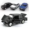 Lada 2106 Model auto 1: 36 Schaal Diecast auto, legering voertuig speelgoed voor kinderen jongens, metalen model met openbare deur / geluid / licht / Trek LJ200930