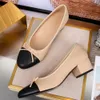 Bow Ballet Talons Chaussures Femme Basique 2020 Tweed Cuir Deux Couleurs Couture Mi Talon Bow Travail Chaussure De Mode Parti Femmes Chaussures Pompes LJ201112