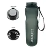 Tritan Sports Water Bottle 1000ml BPA Gratis Min Flaska Med Tea Infuser Bärbar Plast För Dryck Utomhus Cykel Cykling ZcForest 201105