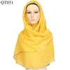 Ladies Scarf Muslim Hijab Vinter Kvinnor Huvudband Sjalar Face Wrap Solid Färg Guldkant Bomull Varm Turbanet Islamiskt Mode