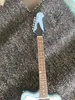 Rare Non Reverse Fire Thunderbird Light Blue Guitare électrique Version longue Maestro Vibrola Tremolo Bridge, Reliure en damier, Mécaniques vintage, Micro P90 noir