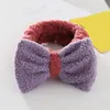 2021 Ny kontrastfärg Coral Fleece Bow Hårband för kvinnor Flickor Headbands Hair Bands Elastiska Turban Hårtillbehör Huvudbonader