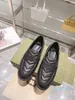 Zapatos de vestir de diseñador de suela exterior importados clásicos zapatos casuales planos dr ess de cuero cosidos en forma de V para mujer 35-40