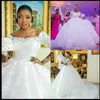3D-Floral Appliques Dentelle Design Robe Demi Manches Hors Épaule Vestidos De Fiesta Matrimonio Femme Enceinte Robes De Mariée Blanches