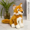 Nouveau 28cm Simulation Fox Dog Peluche Creative Réaliste Animal Assis Poupées En Peluche Peluches pour Enfants Fille Cadeau D'anniversaire LJ201126