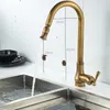 Europe Antique Brass Mixer Pull Out Hot and Cold Water Tap Sink Swivel 360 Degree Mixer Pull Down Kitchen Faucets Single Hole T200424