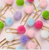 Donne Ragazza Colore caramella Pom Ball Clip per archiviazione di carta Note Decorazione Segnalibro fai da te Raccoglitore in metallo Clip Nota Lettera ClipPins LLS769-WLL