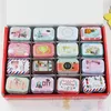 32 Stuk / partij Vintage Cartoon Tin Box 5.5 * 4 * 2.5cm Candy Pil Chuty Mini Opslag Huis Decoratie Collectables Display C0116