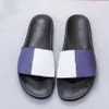 Mulher / Homem Sandálias Slippers Shoes Chinelos de Alta Qualidade Sandálias Slippers Sapatos Casuais Sapatos Flat Slide UE: 35-45 com caixa 03