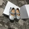 1-3 ans bébé filles chaussures avec boîte enfants princesse amour doux mocassins plats mignon enfants filles chaussures plates en cuir baskets