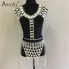 Akyzo Crazy Crystal Sequin Women 2 Piece Sets Roliga Festival Outfits Handgjorda Patchwork Metal Tassel Chain Crop Top Women's Set 220302