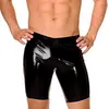 short moulant noir pour hommes