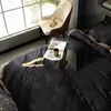 Modne czarne designerskie zestawy pościeli kołdra okładka łóżko typu queen-size zestaw kołder obejmuje prześcieradła poszewki na poduszki