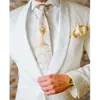 Benutzerdefinierte Herrenanzüge Stil weiß Groomsmen Schal Revers Bräutigam Smoking Männer Anzüge Hochzeit Trauzeuge Blazer 2 Stück (Jacke + Hose) 201105