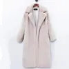 Pelliccia da donna Faux 2XL Plus Size Cappotto lungo Donna con scollo a V Manica elegante Cardigan Caldo 2021 Inverno Grigio Coreano Top Autunno Donna NV8E