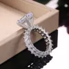 Anello con diamante simulato grande da 10CT Gioielli vintage Cocktail unico Taglio a pera Topazio bianco Pietre preziose Anello di fidanzamento per le donne292u