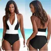 Ny 1 st badkläder Kvinnor Sexig halter Beach Wear Brasiliansk baddräkt svartvitt lapptäcke Push Up Bathing Suit Women Monokini T200708