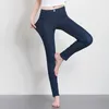 Kvinnor jeans avslappnad hög midja sommarhöstbyxa smal stretch bomull denim byxor för kvinna blå svart 100 kg 220216