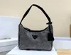 Borse firmate Borse con diamanti di cristallo Pacchetto ascellare Marchio di lusso Borsa da donna con spalla moda senior Borse da donna Catene ascellari Borsa per telefono W295y