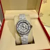 CH Reloj de cerámica blanca para mujer Movimiento de cuarzo Contador de calidad Moda simple Los jóvenes aman el regalo del día de San Valentín de alta calidad 32544