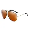 Solglasögon Oversized Aviation Women Men Märke Designer UV400 Retro Big Sun Glaser Eyewear Man Kvinna Guld Frame1