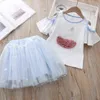 Sommarkläder Mode Girls Outfits Pearl Swan Broderi Off The Shirt T Shirtmesh Kjol Söt Little Girls Kläder Set G220310