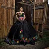 Mexico Charro Black Sweet 16 jurken Girls Geborduurde Beaded Off The Shoulder Satin Ball Town Long Quinceanera Dress Prom Graduation Jurk