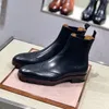 Лучшее качество мужских сапог с лодыжкой дизайнеры обувь кожаная кожаная кожа Spikes Spikes Mens Mens с размером коробки EU38-471570689