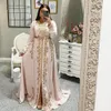 Elegancki Marokański Kaftan Suknie Wieczorowe Złoto Bearaded Caftan Suknie Haft Koronki Dubaj Muzułmańska Kobieta Formalne Party Suknie dla Mariige Recept Recept Sukienka