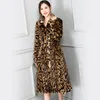 Nerazzurri hiver fausse fourrure léopard manteau plissé vague jupe nouvelle mode femmes à manches longues avec cordon pardessus grande taille 5XL 201031