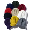 Katı Renk Bere Şapka Nervürlü Akrilik Örme Kelepçe Kış Sıcak Kap Kısa Rahat Kafatası Adam Saç Bonnet Baggy Gorro Yetişkin Erkekler Kadınlar Için