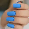 偽の爪ミディアムスクエアネイルアートのヒントマットプラスチック人工指届く青いシンプルなデザインPRUD2222