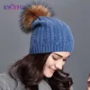 ENJOYFUR cappelli invernali per le donne Twist-tipo cashmere cappello lavorato a maglia femminile berretti ragazza gorro moda spesso caldo pompon berretti Y201024