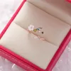 Wedding Rings 2022 Korea's Exquisite Crystal Flower Ring Fashion Temperament Sweet Versatile Love Heart Opening Female Jewelry Gift Wynn22