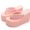 Ankunft Frauen Y Sandalen High Heels Wedges Flip Flops Dame Reine Farbe Wasser Taiwan Sommerschuhe Plus Größe 40 41 Y200624