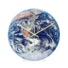 Mute Sweep Glowing Earth Clock Horloge murale Glow dans les autocollants muraux sombres lumineux pour enfants Chambre de bébé Chambre Décor Planètes Glow Y200109